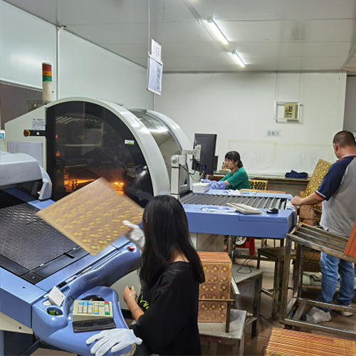 金宏致AOI車(chē)間